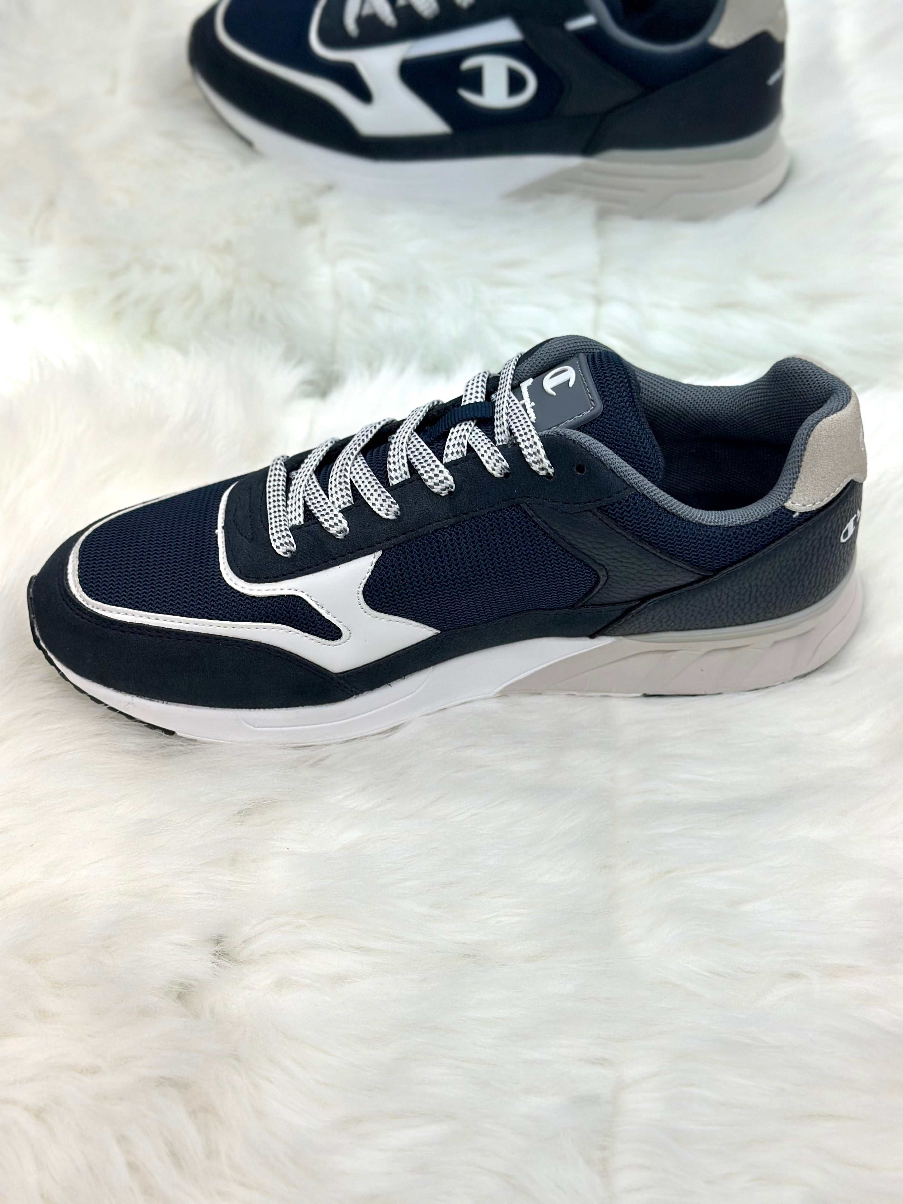 CHAMPION CHF243M104-92