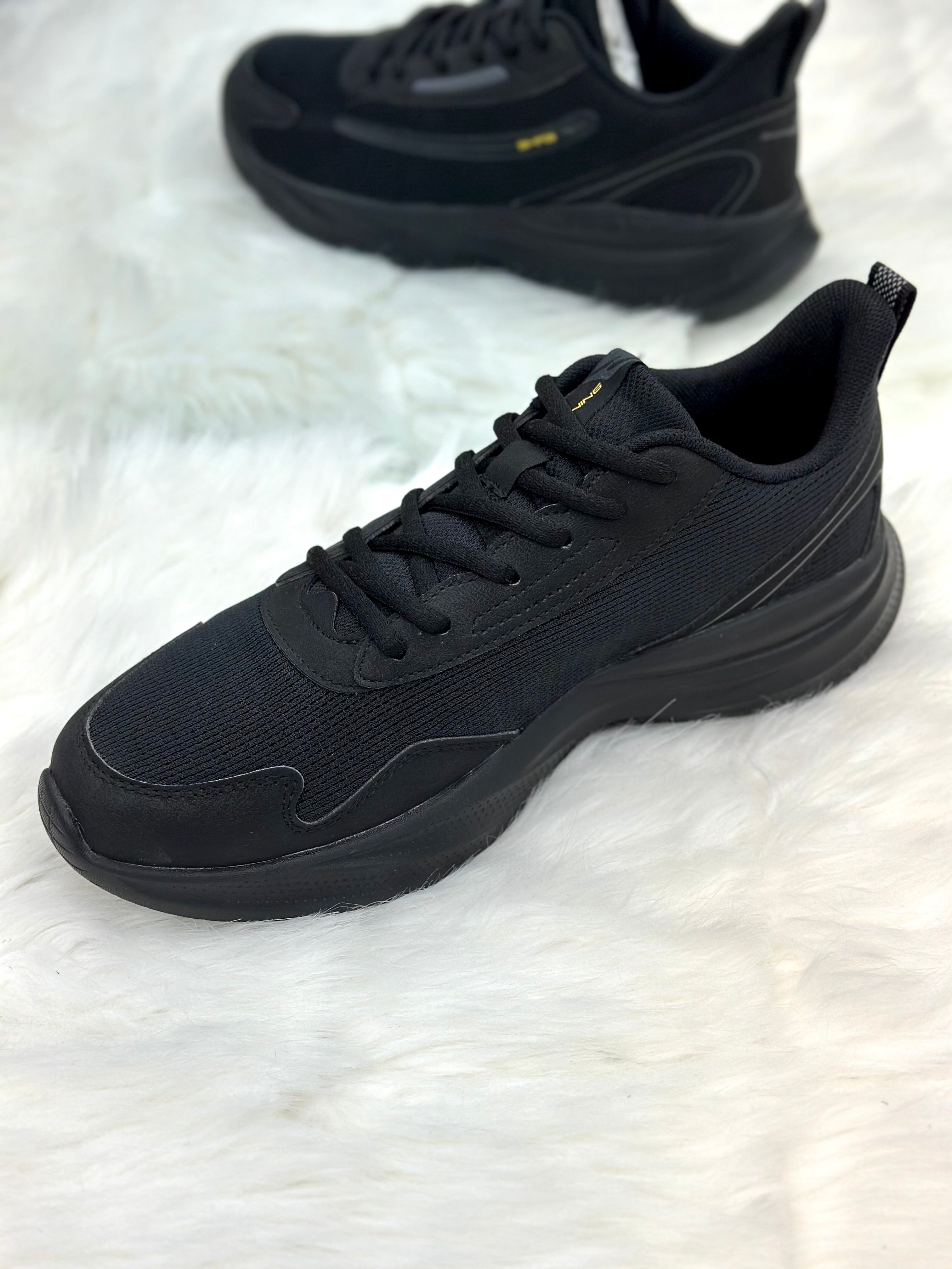 ERKE M.TRENDY CROSS TRAINING SHOES 11125114361-003