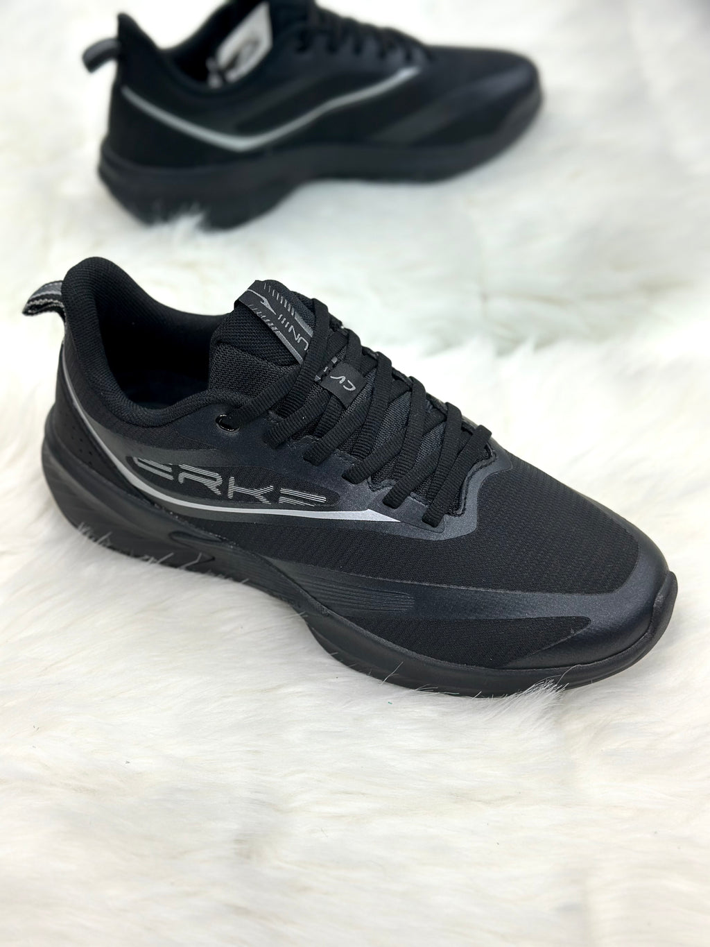 ERKE M.RUNNING SHOES 11125103290-008